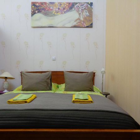 Budapest Guestrooms Bagian luar foto