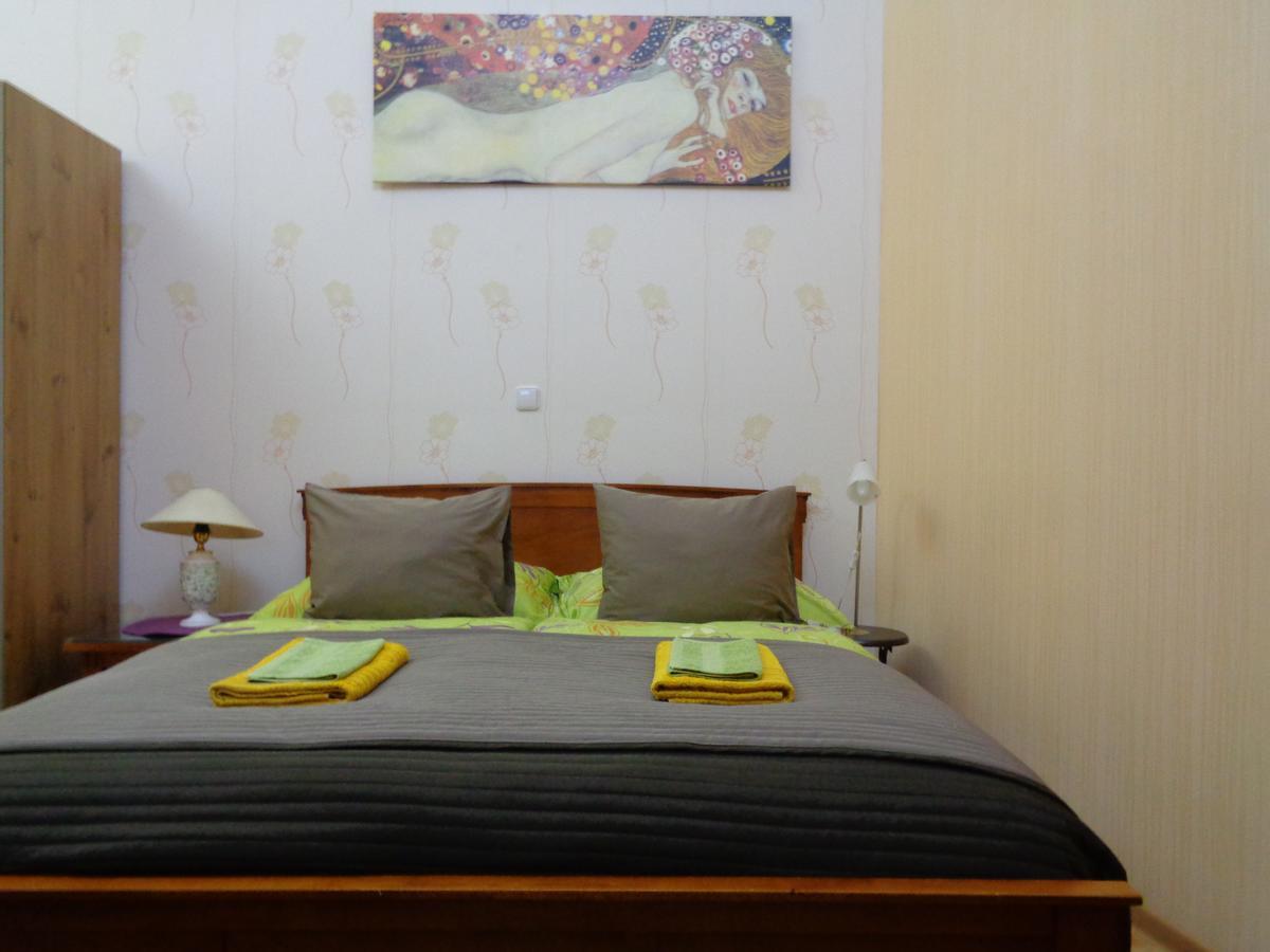 Budapest Guestrooms Bagian luar foto