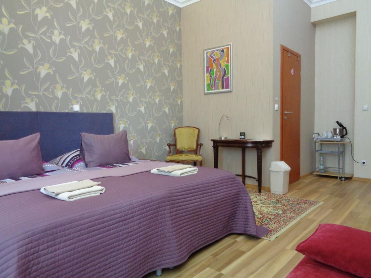Budapest Guestrooms Bagian luar foto