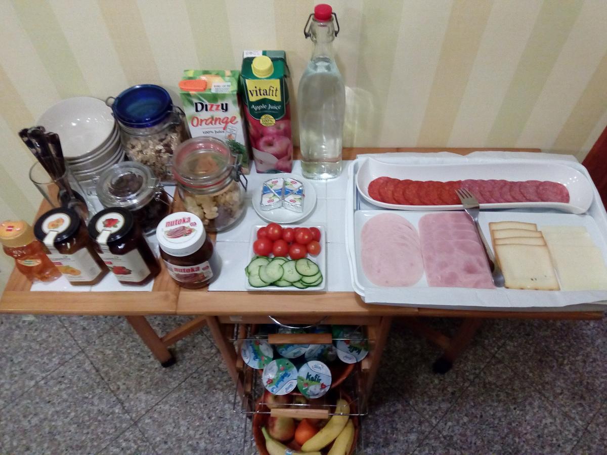 Budapest Guestrooms Bagian luar foto