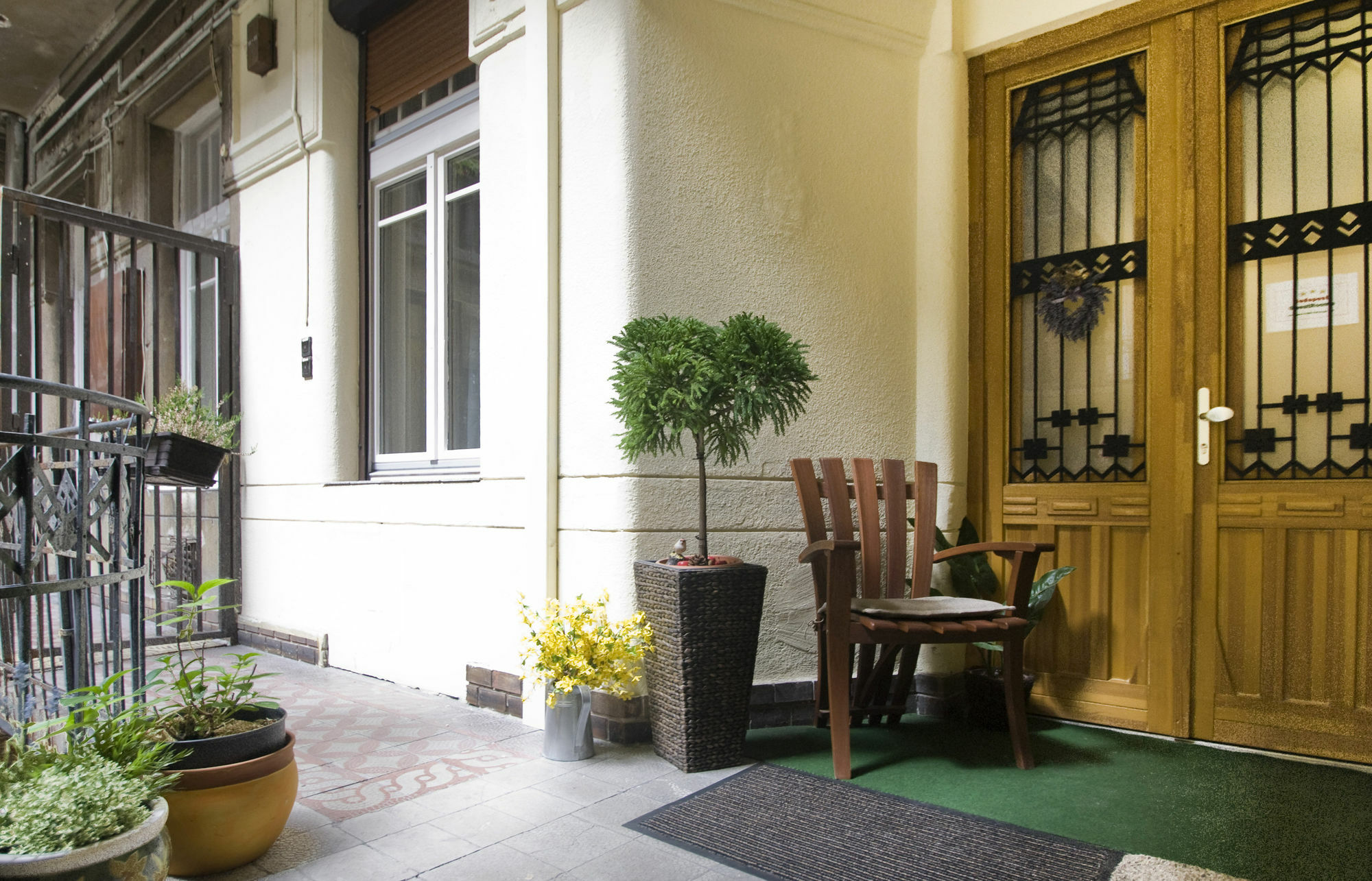 Budapest Guestrooms Bagian luar foto