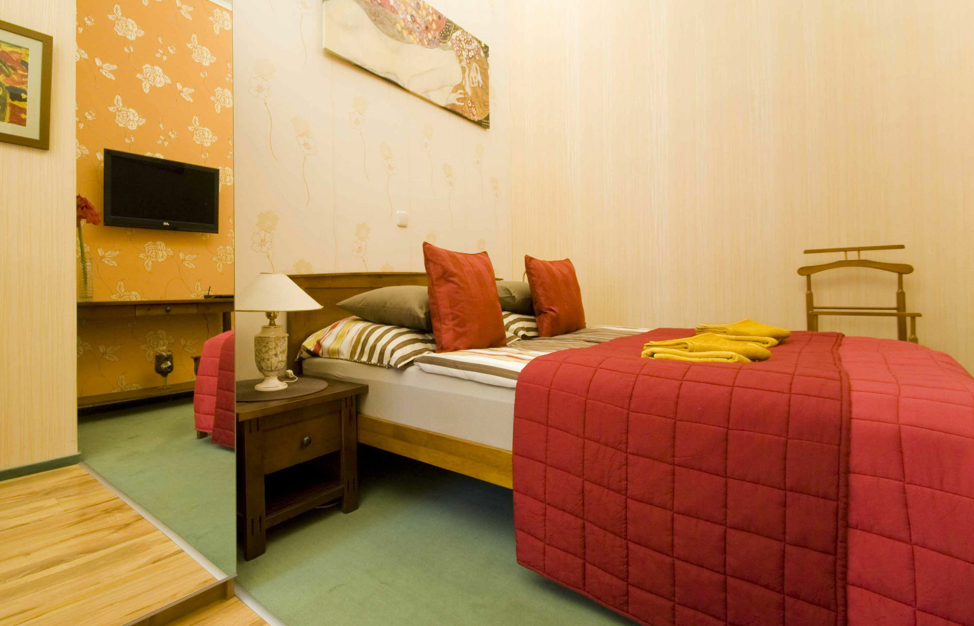 Budapest Guestrooms Bagian luar foto