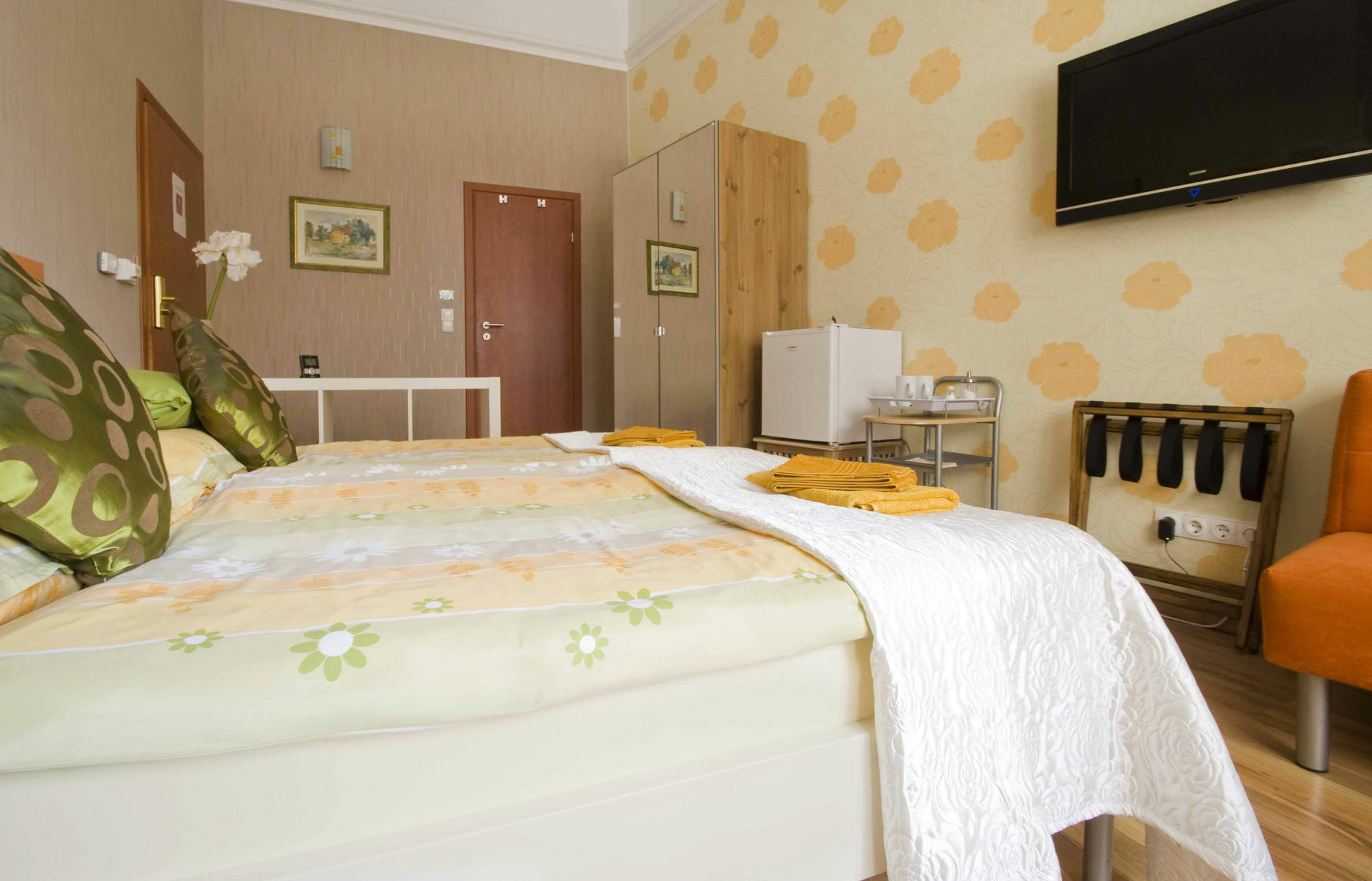 Budapest Guestrooms Bagian luar foto