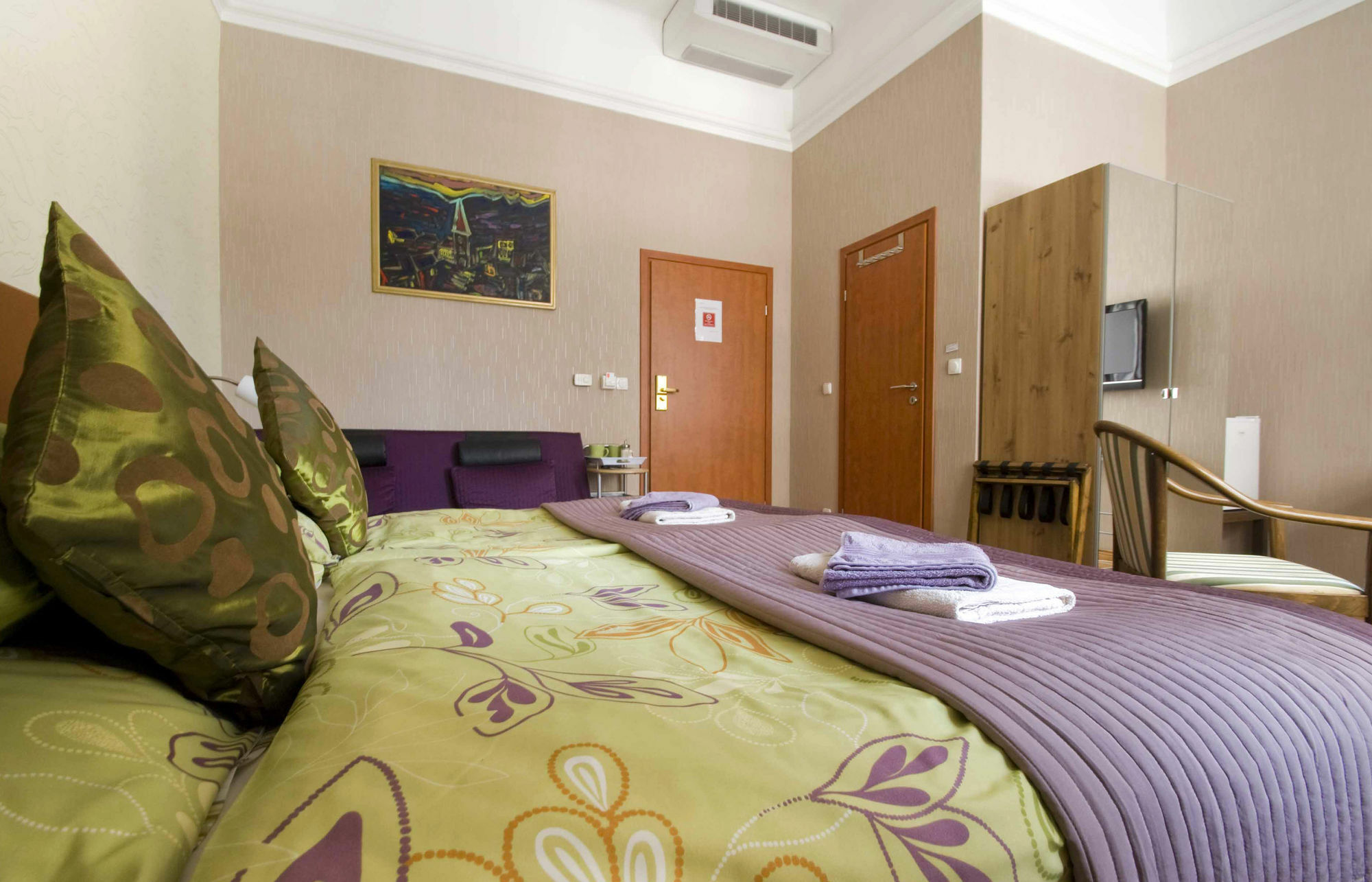 Budapest Guestrooms Bagian luar foto