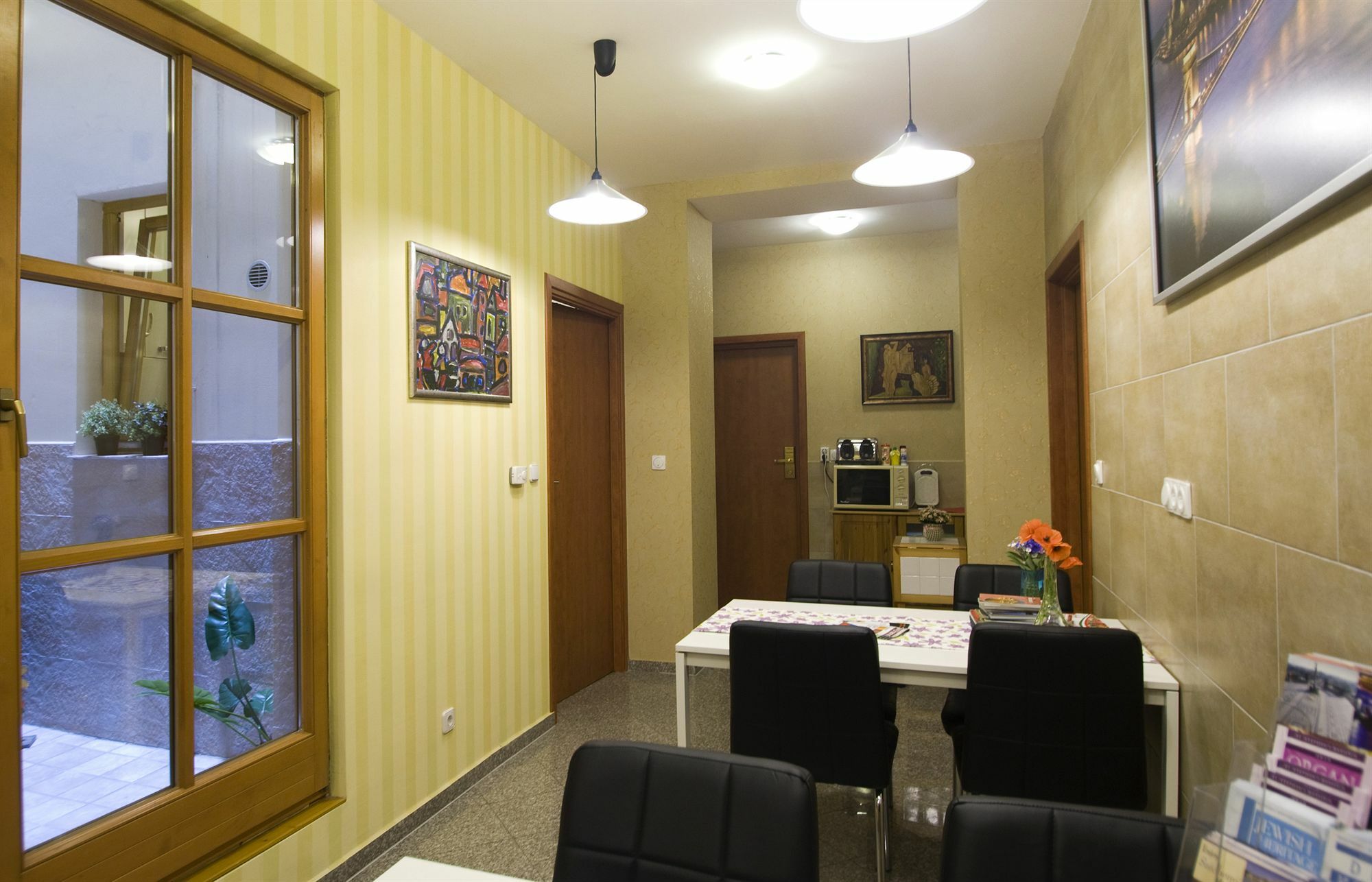 Budapest Guestrooms Bagian luar foto