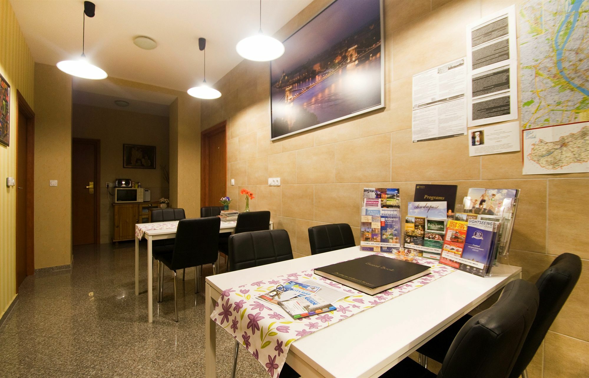 Budapest Guestrooms Bagian luar foto